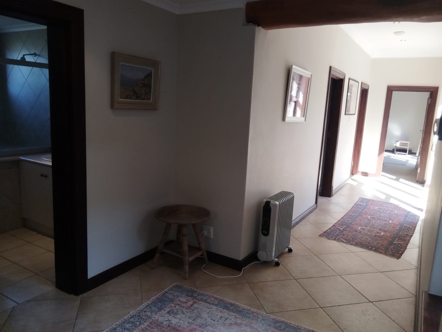 To Let 4 Bedroom Property for Rent in Kenrock Country Estate Western Cape